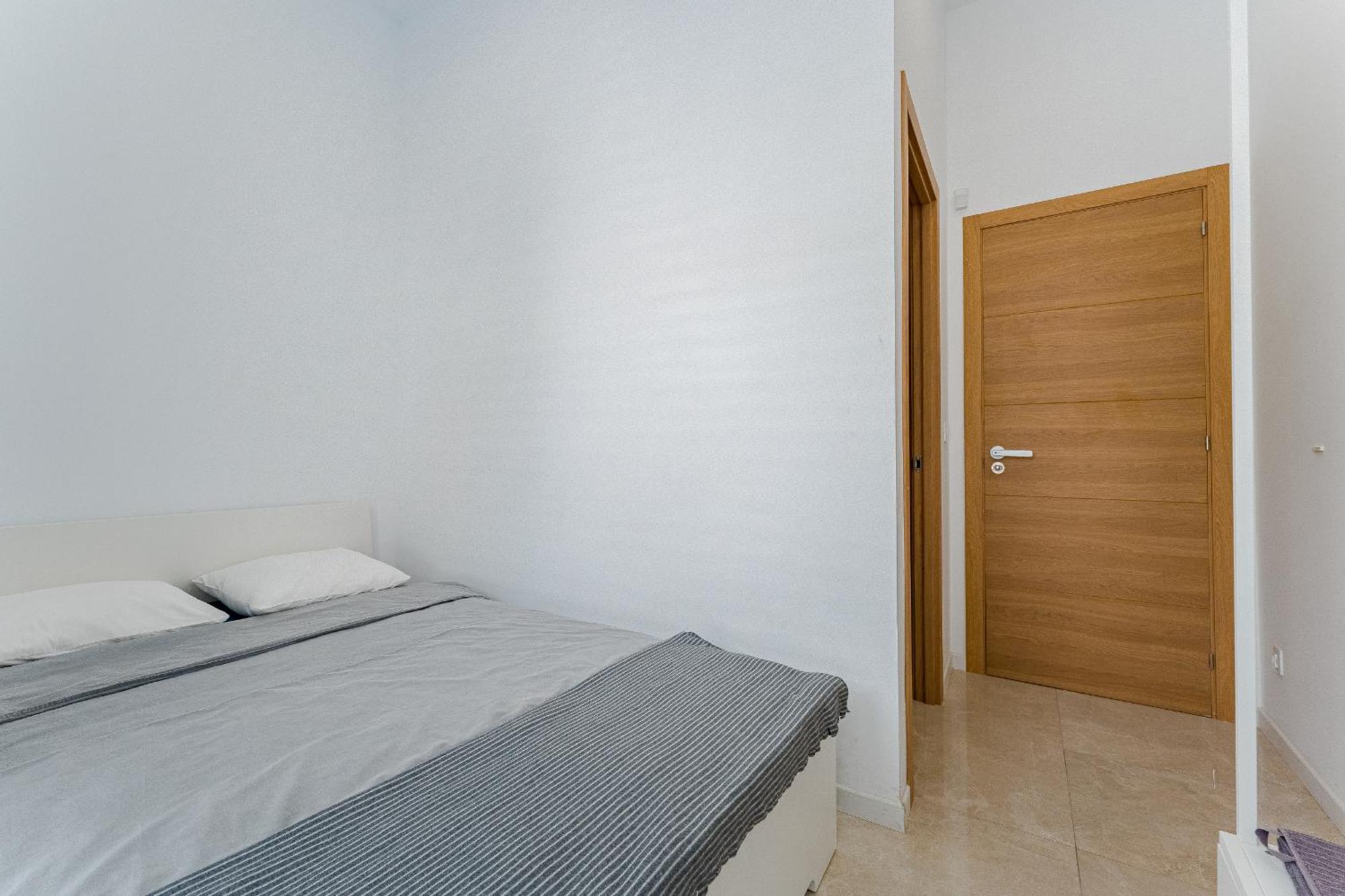 Few Steps From The Beach Hostel In Los Cristianos Arona  Eksteriør billede